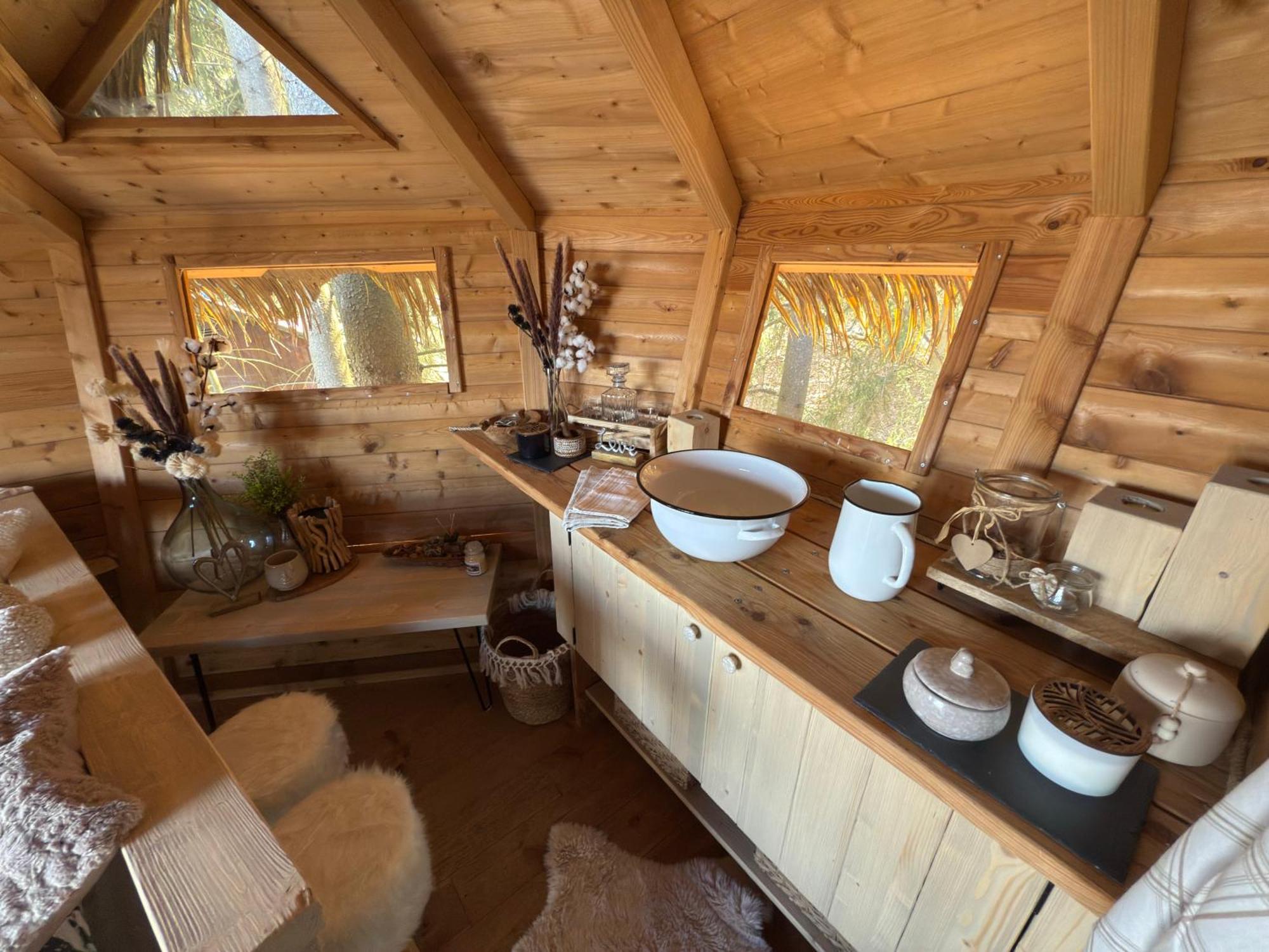 Hotel Treehouse U Rybnika Osecna Esterno foto